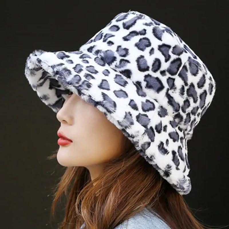 leopard buckeet hat